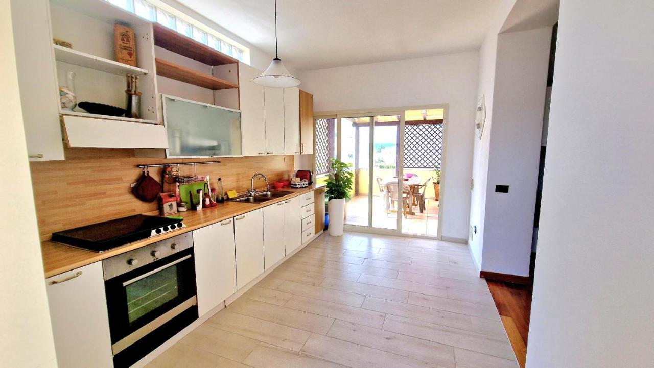 La Casa In Centro Apartman Olbia Kültér fotó